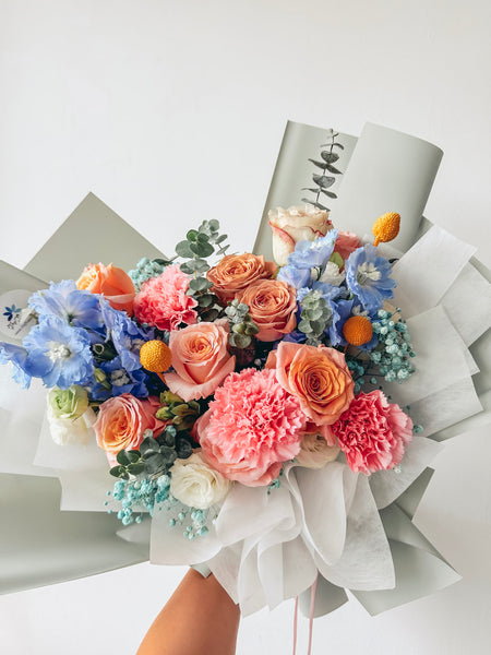 Promise in Bloom- 12 stalks fresh roses (Mixed)