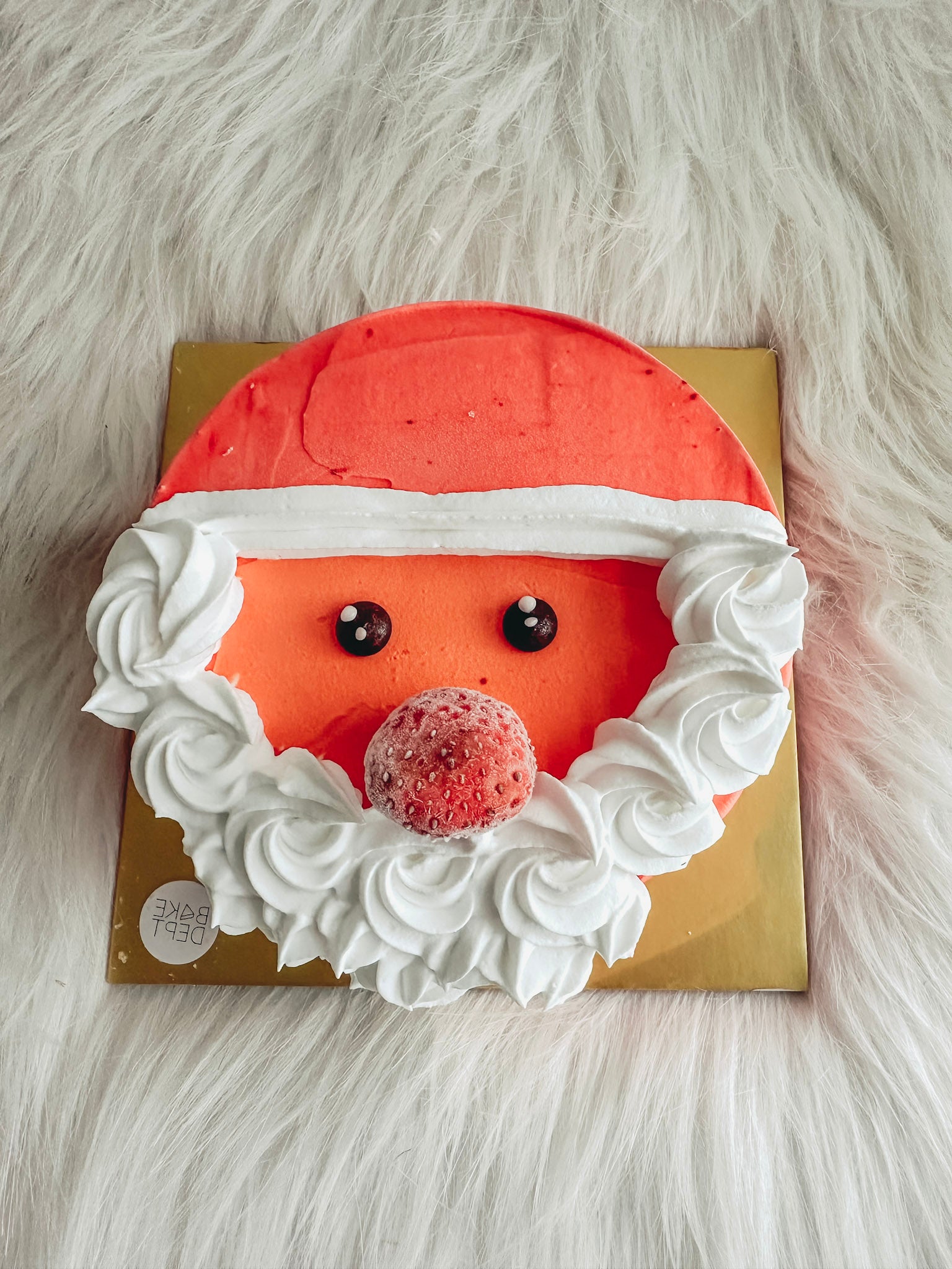 Xmas Ice Cream Cake (Strawberry)