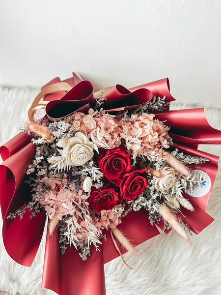 [Preserved] Inside My Heart (Passion)- 3 Stalks Preserved Roses Bouquet