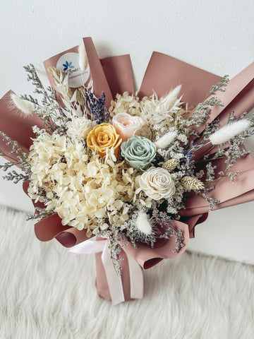 [Preserved] Inside My Heart (Adore)- 3 Stalks Preserved Roses Bouquet