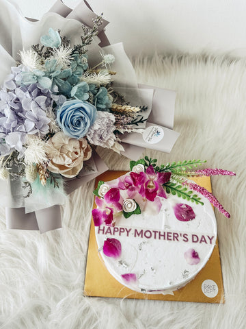 Preserved Flowers Bouquet with Earl Grey Yuzu Icecream Cake (MD)
