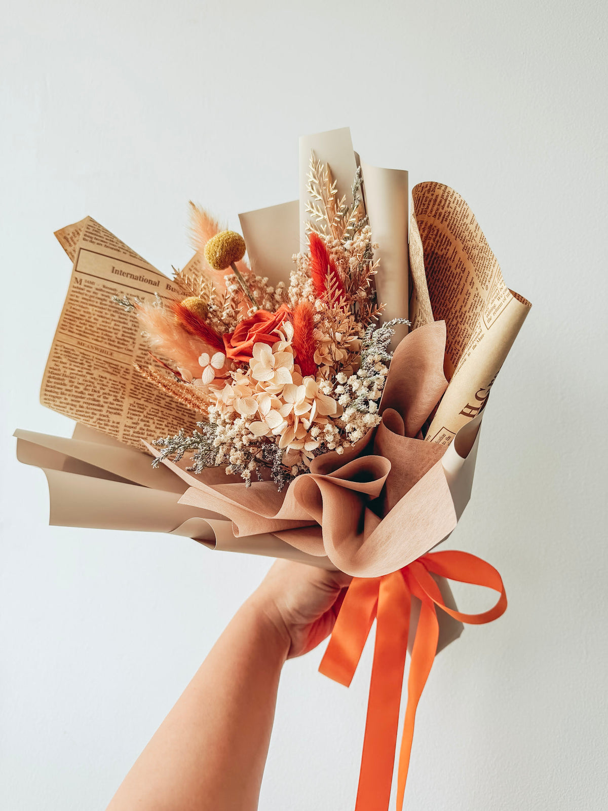 [Preserved] Blush Whisper Preserved Bouquet