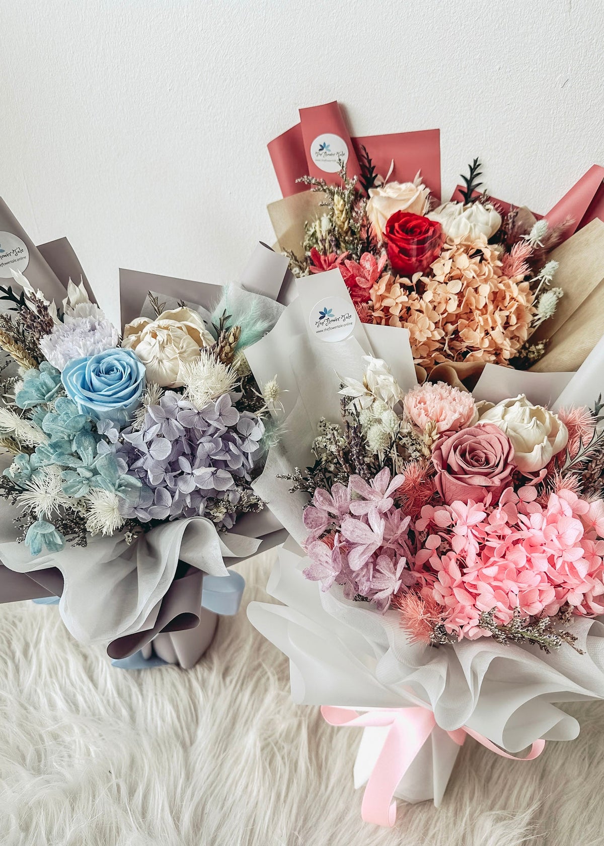 (Preserved) Ellery- Petite 3 stalks mixed bouquet