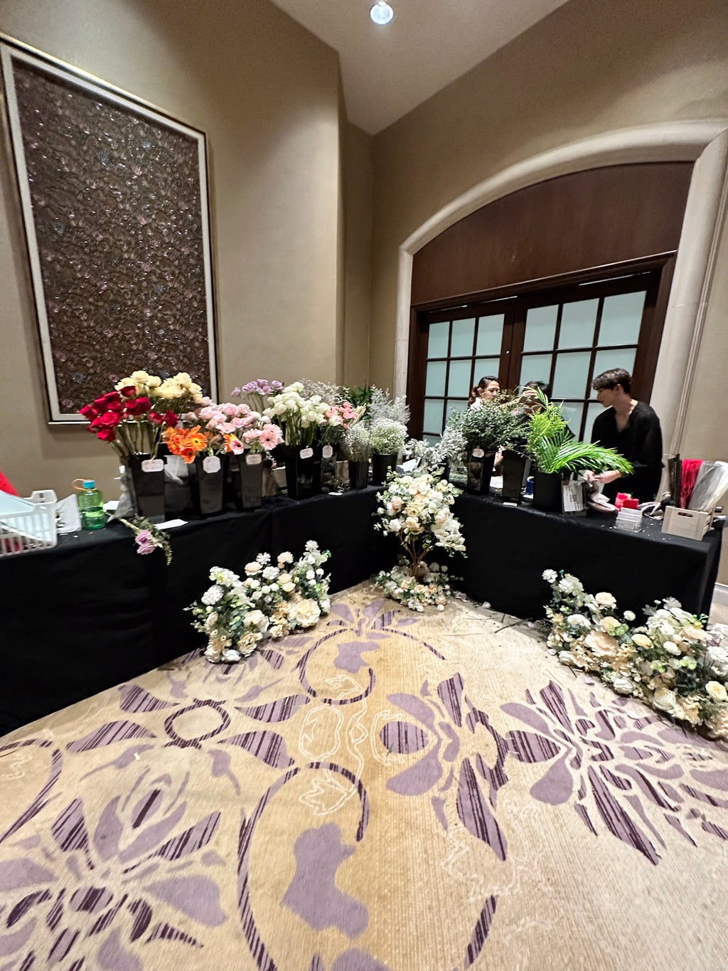 Flower Bar Live Station