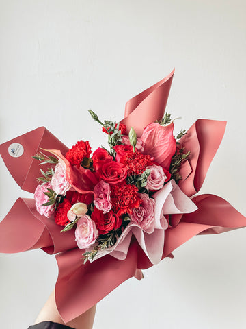 Elysia- 12 stalks mixed dark Shocking Pink roses & Red Carnations