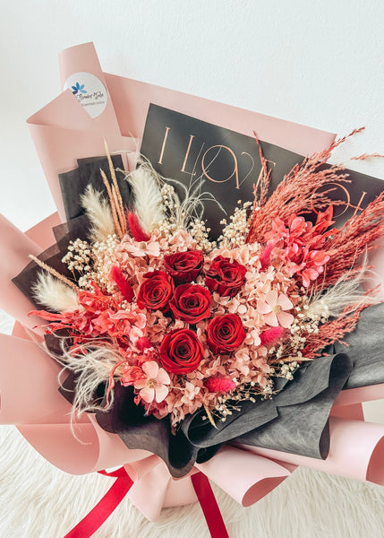 [Preserved} Ever After- 6 Stalks Preserved Roses Bouquet