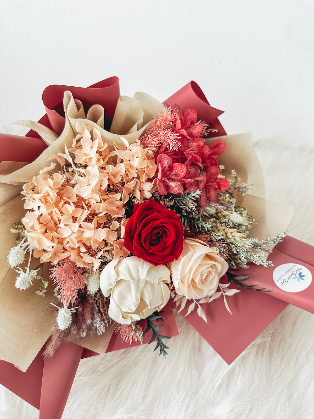 (Preserved) Ellery- Petite 3 stalks mixed bouquet