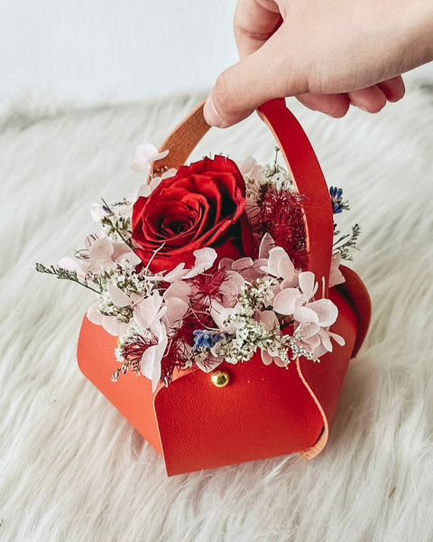 1 stalk preserved rose basket