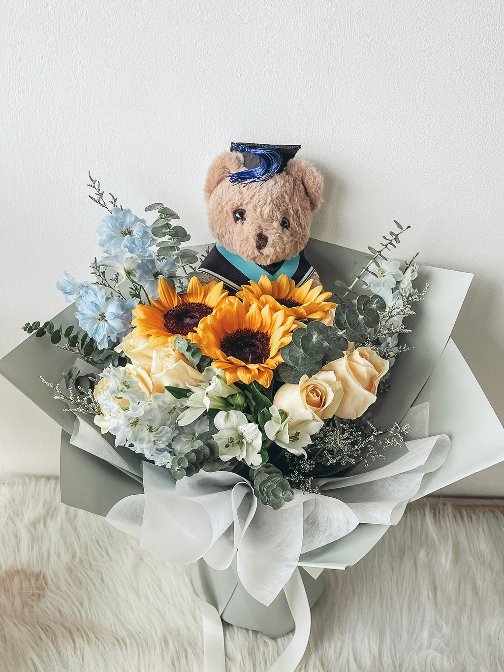 Sunlit Serenity Graduation Bouquet