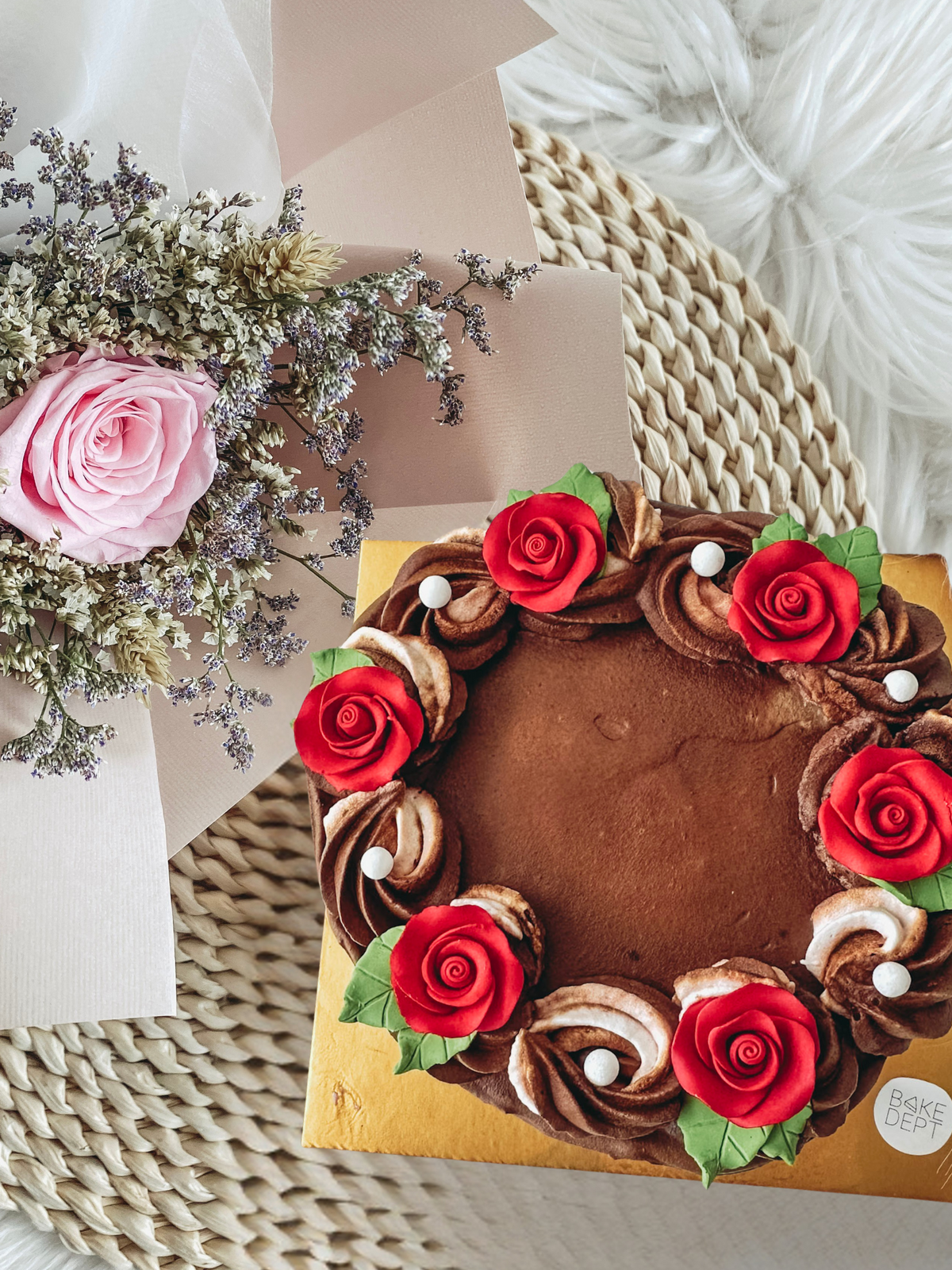 Single Preserved Rose Bouquet with Chocolate Icecream Cake