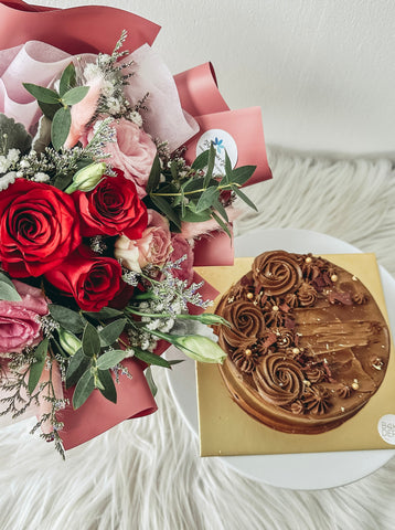 Chocolate Ice Cream Cake + Fresh Flower Bouquet Bundle