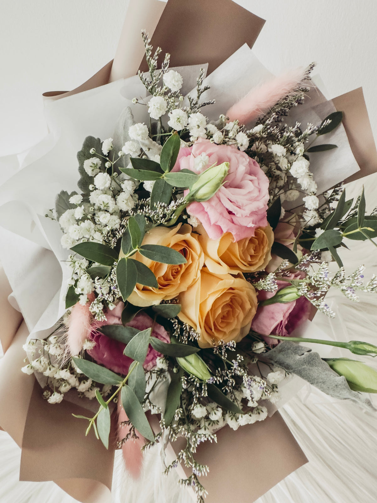 Suki- 3 Stalks Roses Bouquet