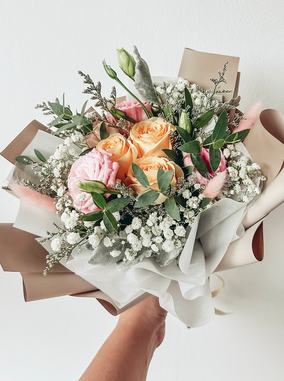 Suki- 3 Stalks Roses Bouquet