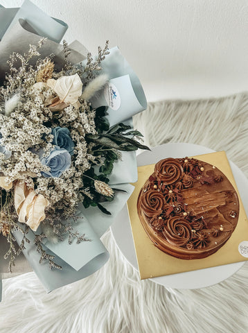 Chocolate Ice Cream Cake + Preserved Bouquet Bundle