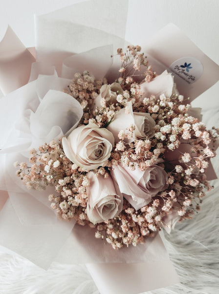 Adore- 9 Stalks Pink Roses