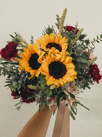 sunflower wedding Bouquet Delivery Free delivery above $120