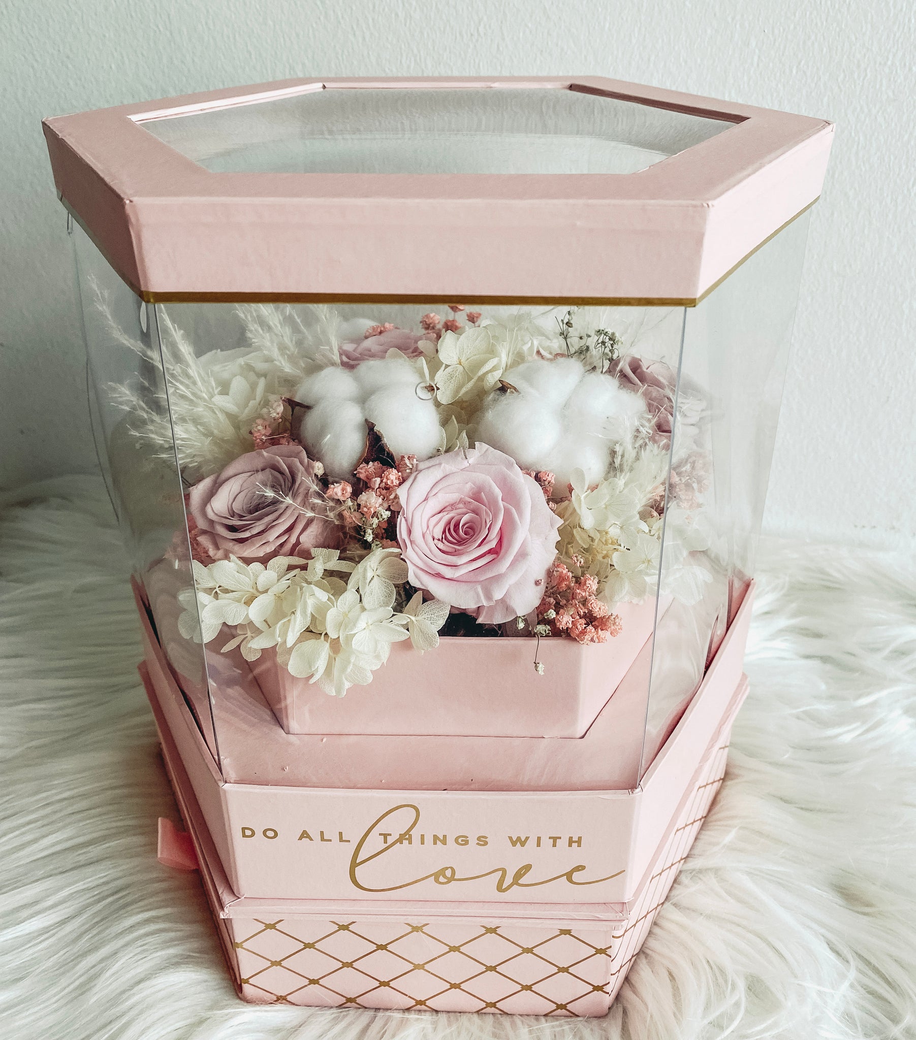 preserved flower singapore, preserved flower box, free delivery above $60