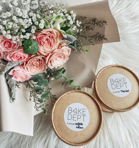 Cappuccino Rose Bouquet with Twin Pint Ice Cream