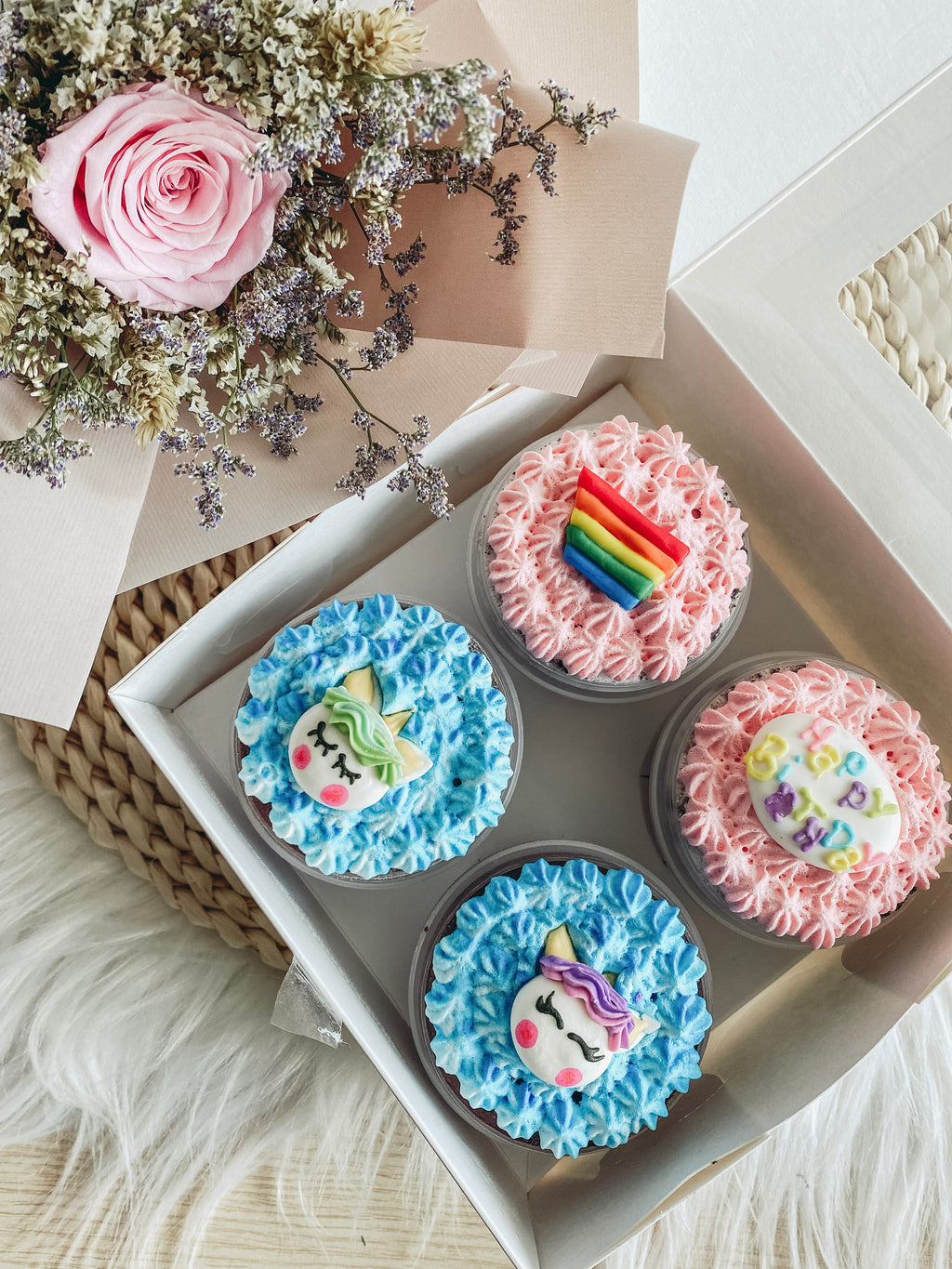 Flowers and cake delivery