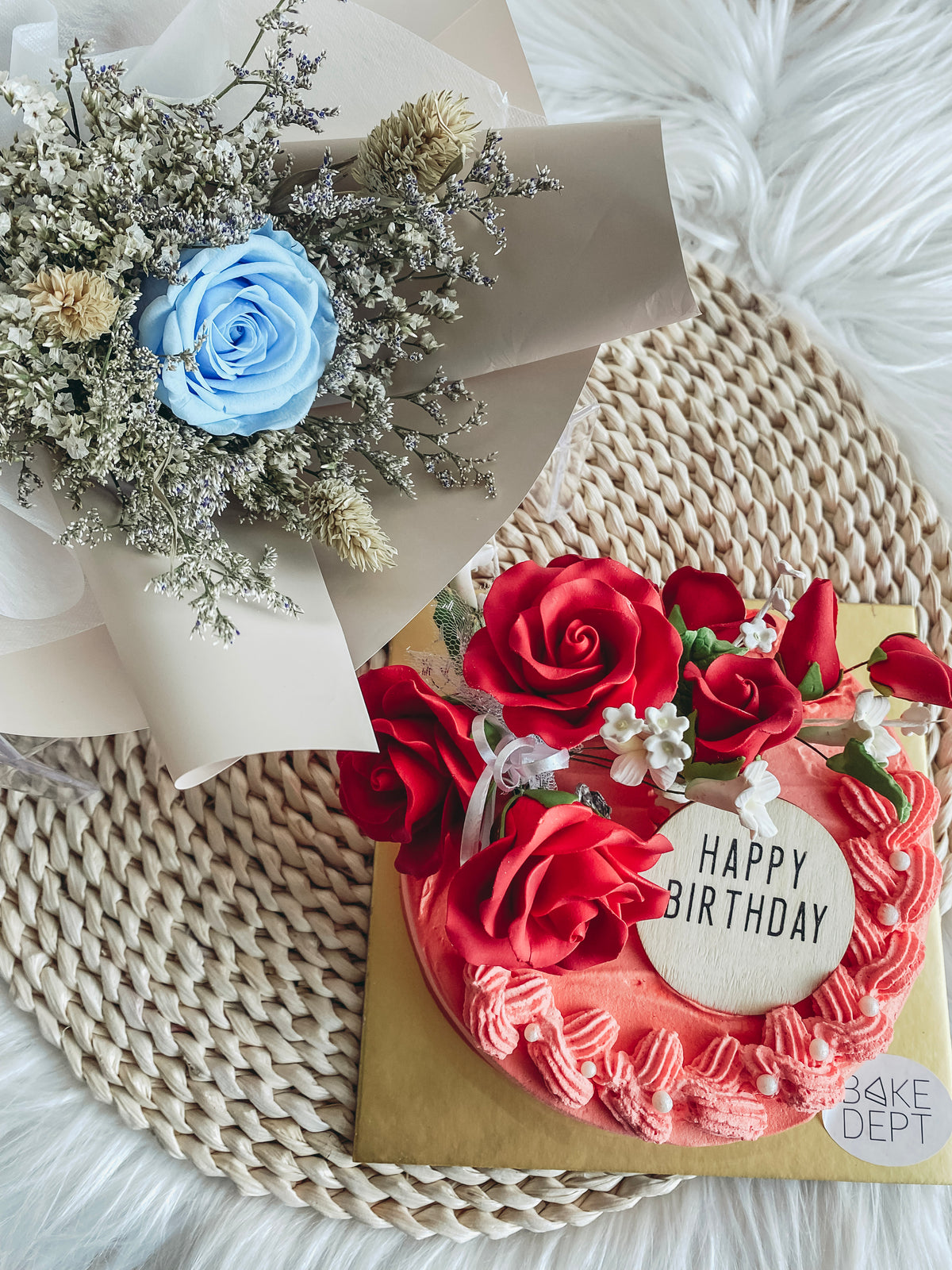 Islandwide flowers and cake delivery