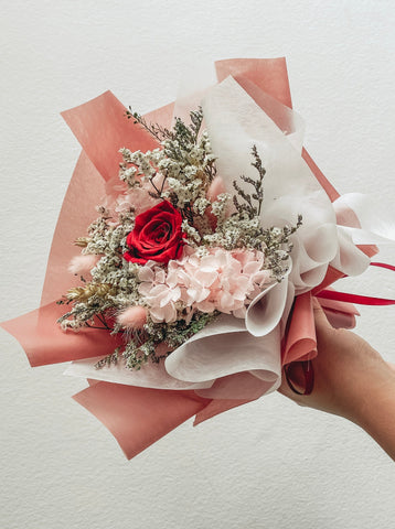 1 stalk preserved rose bouquet