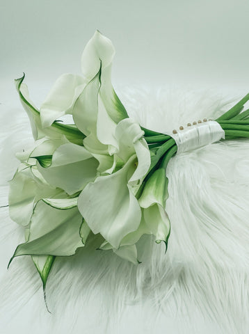 Customised wedding Bouquet Delivery Free delivery above $60