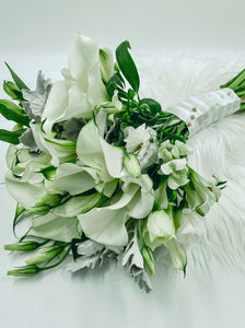 Customised wedding Bouquet Delivery Free delivery above $120