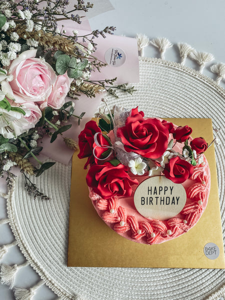 Fresh Roses Bouquet with Durian Icecream Cake